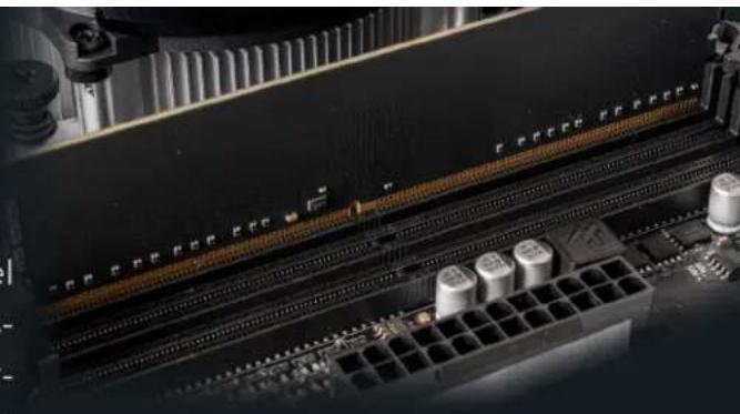 Renkforce Core i7 12700K CR-AS-00016 - EINBAU DES ARBEITSSPEICHERS - 1