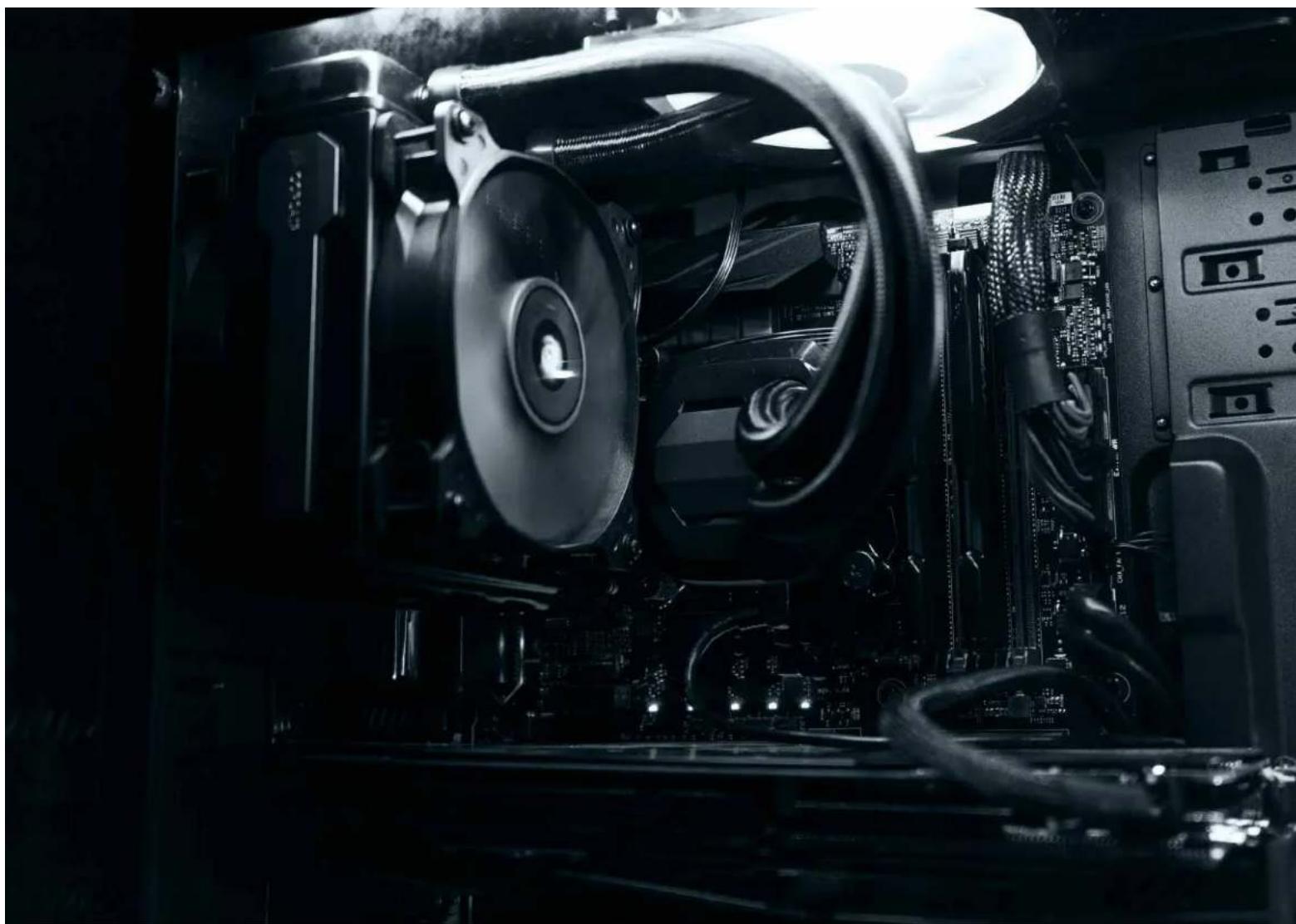Renkforce Ryzen 5 5600G CR-AS-00010 - EINBAU DER GRAFIKKARTE - 9