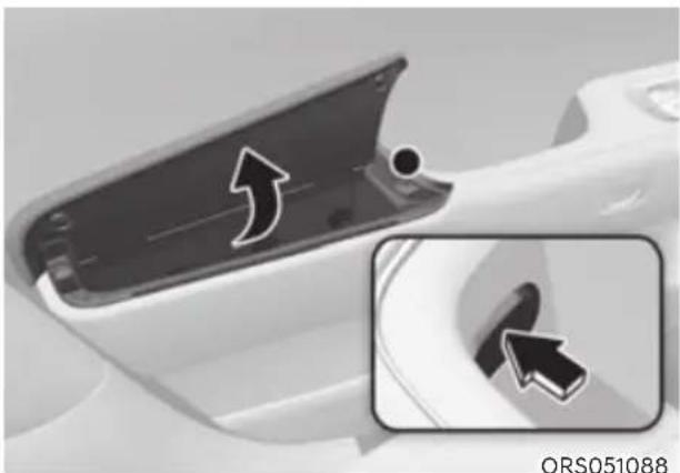 HYUNDAI Genesis G90 (2023) - WARNING - 1
