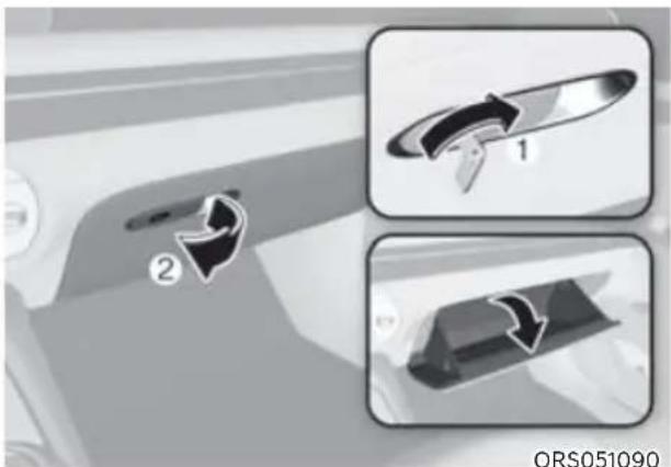 HYUNDAI Genesis G90 (2023) - CAUTION - 1