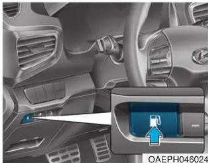 HYUNDAI Ioniq HEV (2018) - Opening the fuel filler door - 1