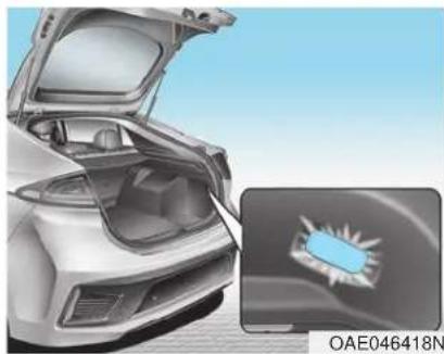HYUNDAI Ioniq HEV (2018) - Front room lamp - 4