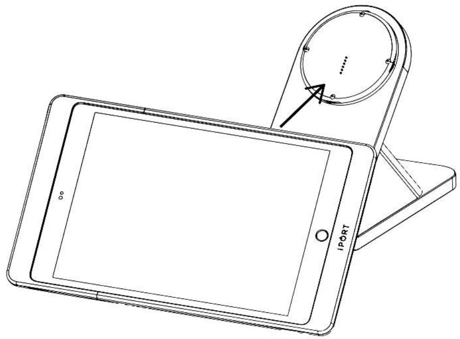 iPort 72300 - Place the IPORT CONNECT Pro Case onto a BaseStation or WallStation for charing. - 1