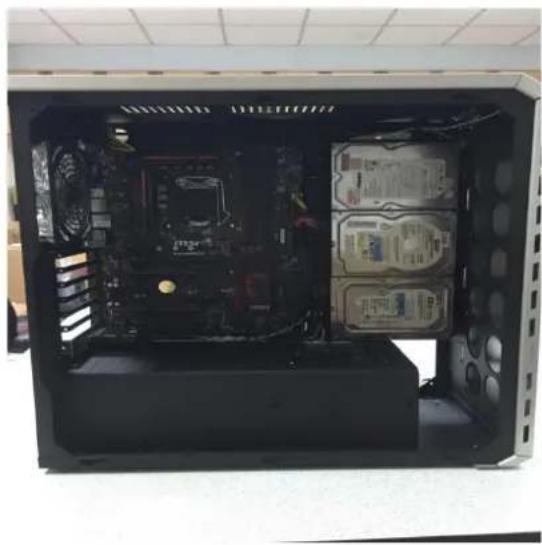 LC-Power Gaming 991B - 2-5.2 Mainboard installation with stand-off am screws - 1