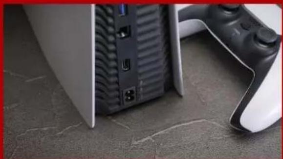 XPG ATOM 40 - Cum se instalează un SSD M.2 pe PLAYSTATION®5 - 3