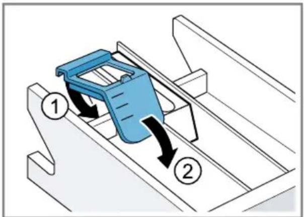 CONSTRUCTA CWF12J03 - Dosierhilfe für Flüssig-waschmittel einsetzen - 2