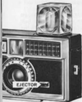 KODAK Instamatic 304 - Taking Flash Pictures - 1