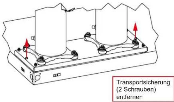 Transportsicherung (2 Schrauben) entfernen