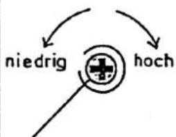 graph TD A["niedrig"] --> B((cross symbol)) B --> C["hoch"]