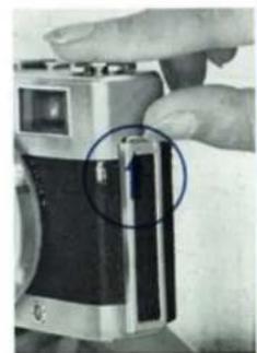 KONICA MINOLTA AL-S - How to load film - 1