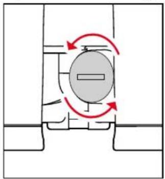 LEICA Geovid Pro 8x42 - INSERTING/CHANGING THE BATTERY - 1