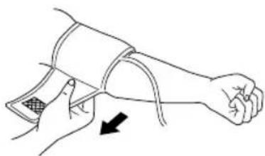 CITIZEN CH-403C - Attaching of arm cuff and posture during measurement - 4