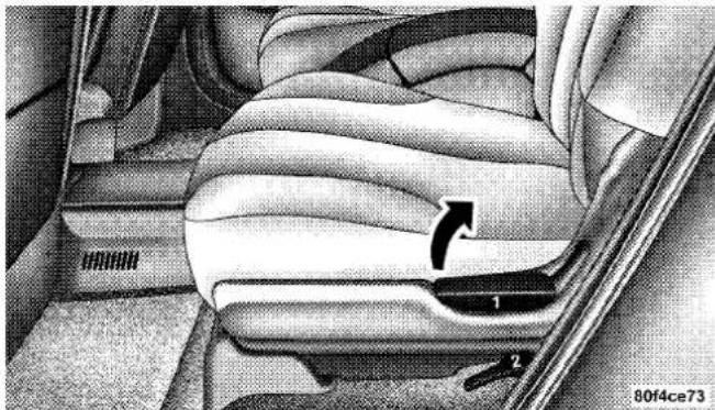 Chrysler Pacifica (2008) - Second Row Manual Seat Recliner — If Equipped - 1