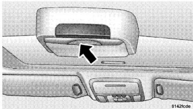 Chrysler Pacifica (2008) - Operating Instructions — Video Screen - 1