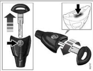 SAAB 9-3 (2014) - Remote control battery low. Replace battery. - 1