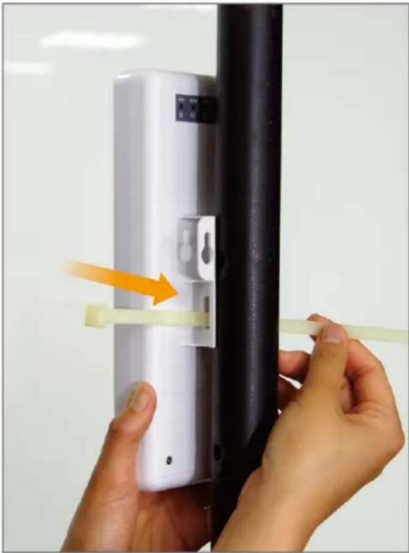 AIRLIVE AirMax5N-ESD - Standard Pole Mount - 1