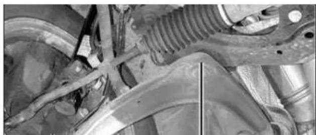 BMW 325i (2002) - Front suspension - 1