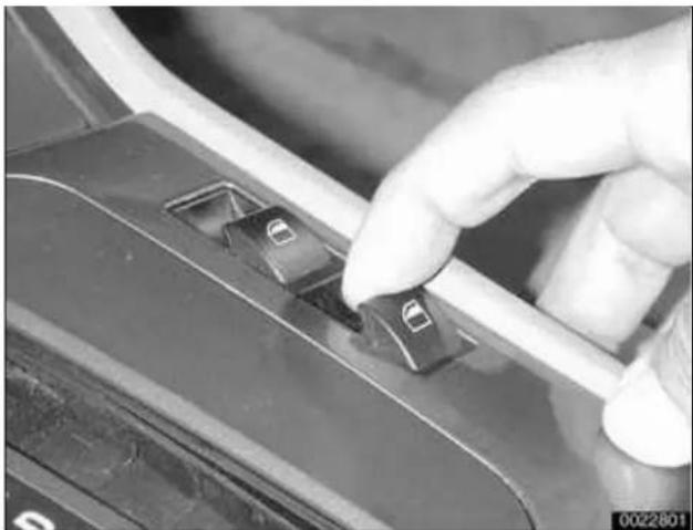 BMW 325i (2002) - Window switches - 1