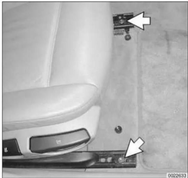 BMW 325i (2002) - WARNING! - 4