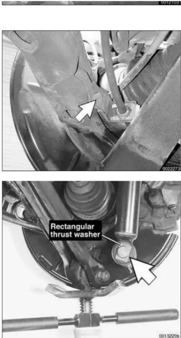 BMW 325i (2002) - Coil spring, removing and installing - 2