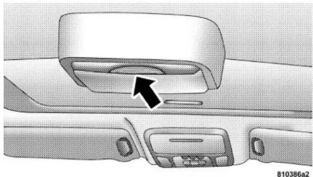 Chrysler Pacifica Touring (2005) - OperatingInstructions—VideoScreen - 1