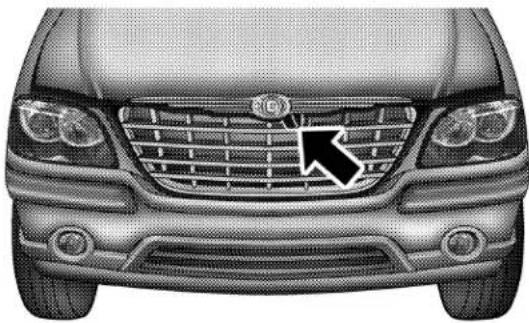 Chrysler Pacifica Touring (2005) - TOOPENANDCLOSETHEHOOD - 2