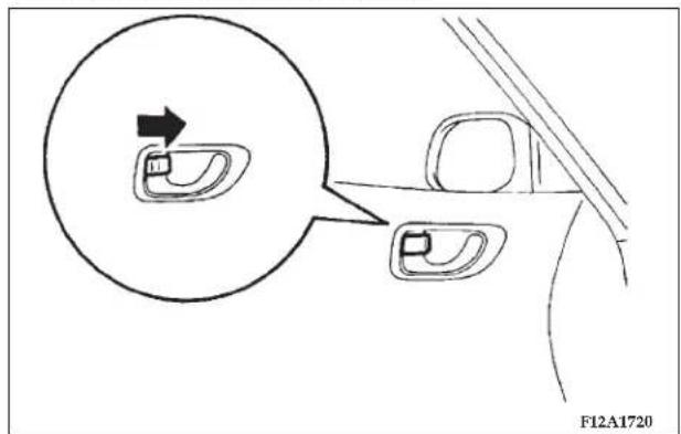 F12A1720