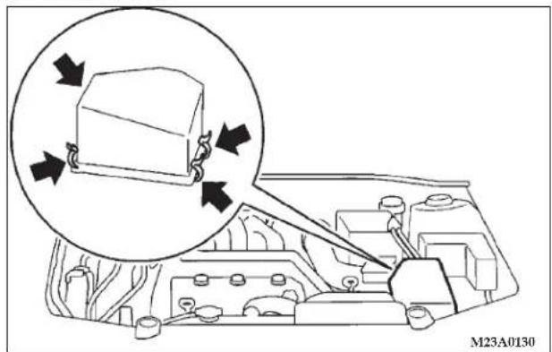 Chrysler Sebring Coupe (2004) - Air cleaner filter - 1