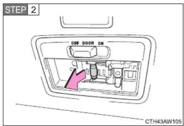 STEP 2 OFF DOOR ON CTH43AW105