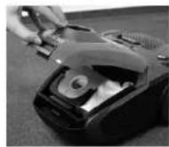 Concept VP-8081 - CLEANING AND REPLACEMENT OF THE MOTOR FILTER - 1