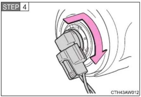STEP 4 CTH43AW012