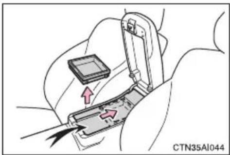 TOYOTA Camry Hybrid (2010) - ■Tray in the rear console box - 1