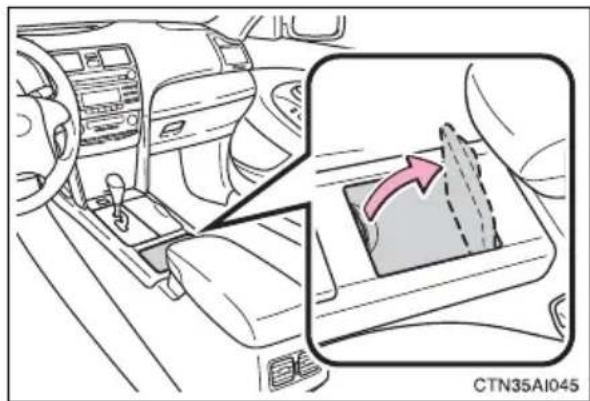 TOYOTA Camry Hybrid (2010) - Auxiliary boxes - 5