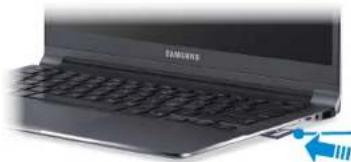 SAMSUNG ATIV NP900X4D - Slot pro více pamětových karet (volitelné) - 1