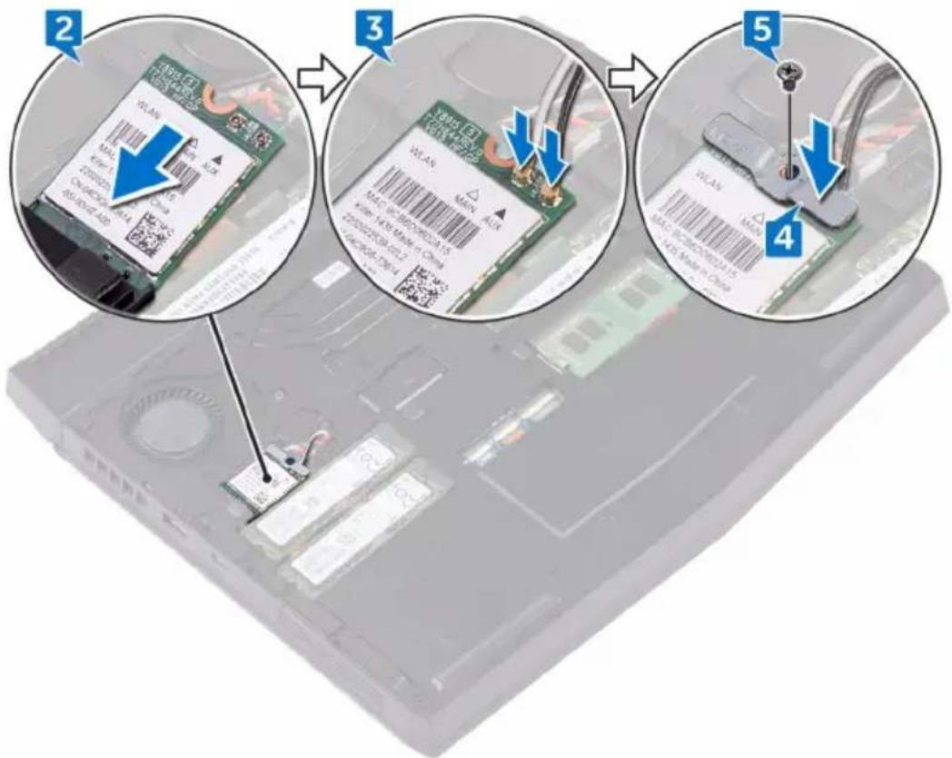 Diagram showing a device's internal components with labeled parts and annotations in Chinese, including QR codes and connector pin.