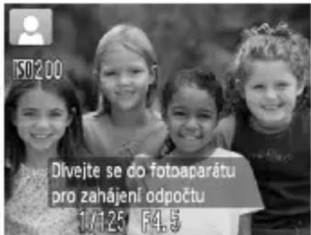 ISO200 Divejte se do fotoaparátu pro zahájení odpočtu 1/125 F4.5
