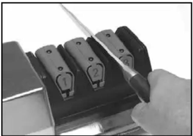 Chef's Choice Commercial Diamond Sharpener 2100 - Detecting the Burr - 2