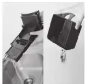 Philco PHEM 1000 - Cleaning the spent coffee grounds container and the drip tray - 3