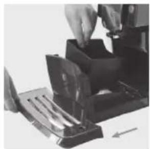 Philco PHEM 1000 - Cleaning the spent coffee grounds container and the drip tray - 2