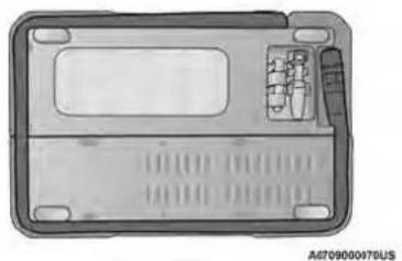 Chrysler Voyager (2024) - SealantBottleReplacement: - 1