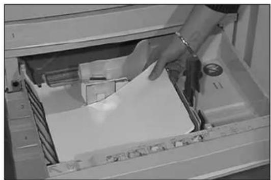 XEROX CopyCentre C55 - Loading Paper - 2