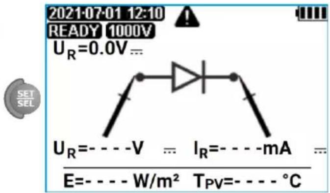2021-07-01 12:10 READY 1000V U_R=0.0V... U_R=- - - - V = I_R=- - - - mA = E=- - - - W/m² T_PV=- - - - °C