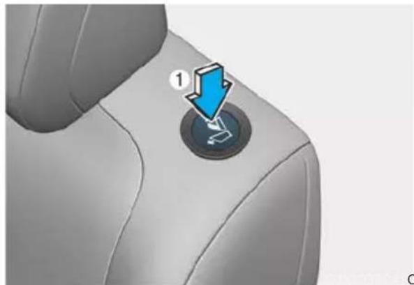 Genesis GV80 (2023) - Walk-in seat (7-seater) - 1