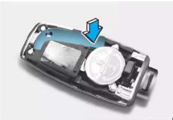 Genesis GV80 (2023) - Mechanical key - 2