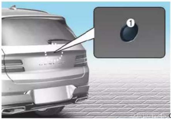 Genesis GV80 (2023) - REVERSE PARKING COLLISION-AVOIDANCE ASSIST (PCA) (IF EQUIPPED) - 1