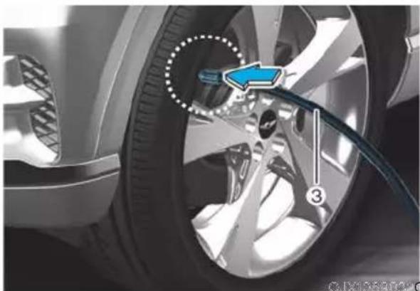Genesis GV80 (2023) - How to adjust tire pressure - 1