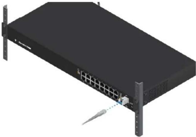 Ubiquiti Networks EdgeSwitch ES-16-150W - Connecting SFP - 3