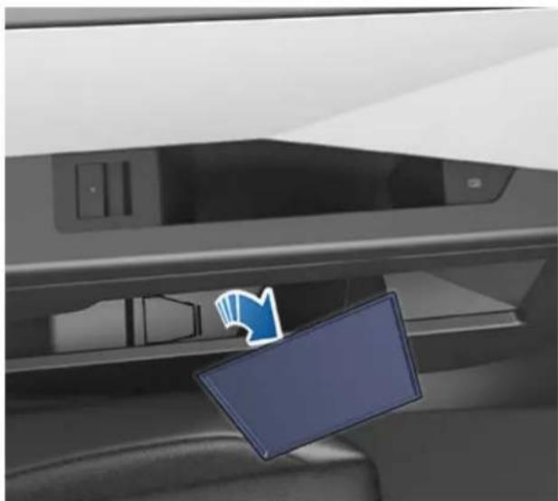 TESLA Cybertruck (2024) - Opening a Rear Door with No Power - 1