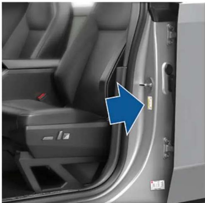 TESLA Cybertruck (2024) - Maintaining Tire Pressures - 1