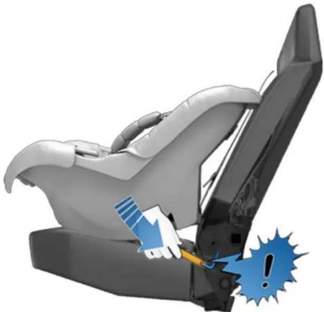 TESLA Cybertruck (2024) - Installing LATCH (ISOFIX) Child Seats - 2